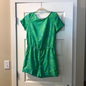 Size 6 never worn loft blue and green romper